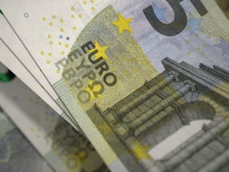 Bonus za registraci 5 EUR? [Víme, jak dostat víc!]
