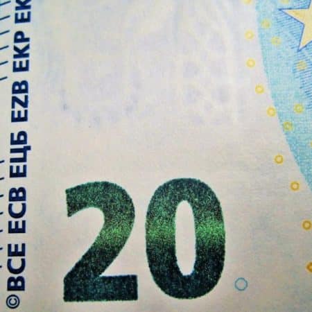 20 EUR za registraci [nebo raději 100x více?]