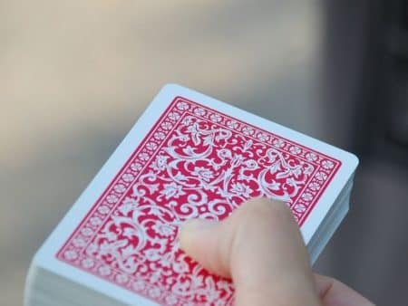 Nejpopulárnější karetní hry [poker, blackjack, bridge] a jejich pravidla